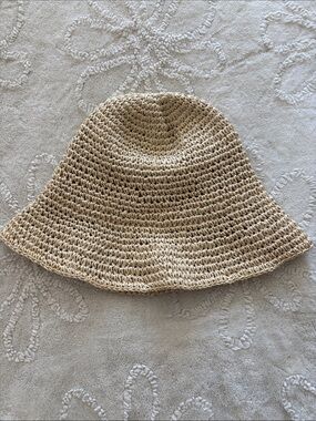 Beach hat